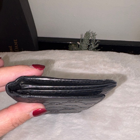 Gucci Authentic Black GG Embossed Wallet Long with Italian leather. - Picture 14 of 15